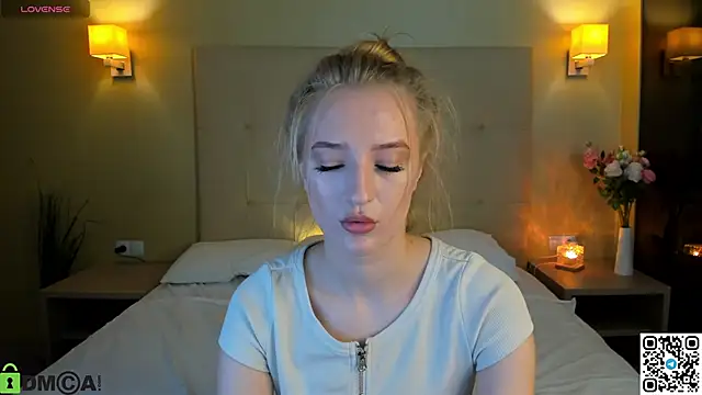 Stacy River online show from 11.26.25