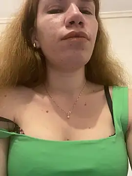 Snapshot of EvaRush chatting on 02.01.25 EvaRush online show from 02.01.25