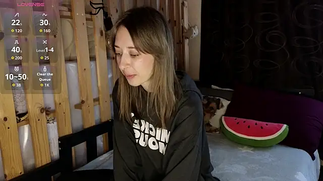 NinaNovalicious online show from 04.24.26