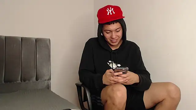 alex-lover online show from 02.16.25