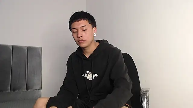 alex-lover online show from 12.19.25