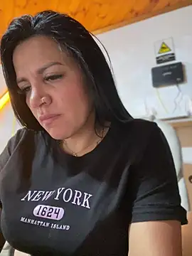 Milff parkerrr online show from 02.12.25