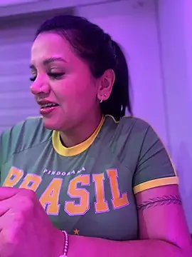 Snapshot of Milff_parkerrr chatting on 10.29.25 Milff parkerrr online show from 10.29.25