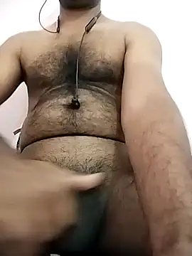 Snapshot of ballandnuts chatting on 02.08.25 ballandnuts online show from 02.08.25