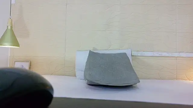 Chocolatte bar online show from 10.02.25