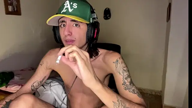 Matthew Dixonn online show from 02.06.25