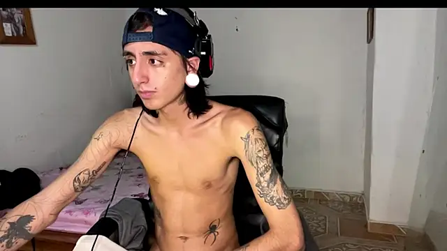 Matthew Dixonn online show from 02.11.25