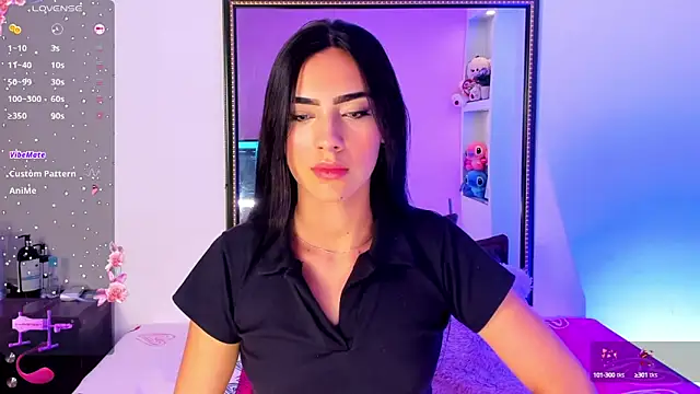 Snapshot of IsaValencia chatting on 01.24.25 IsaValencia online show from 01.24.25