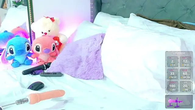 Snapshot of IsaValencia chatting on 02.21.25 IsaValencia online show from 02.21.25