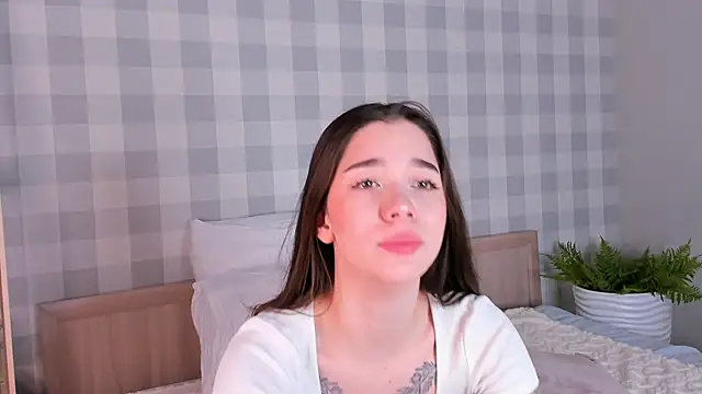 Butterflys1268 online show from 12.04.24