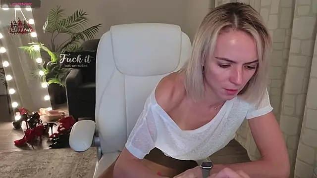 YourMarthaMayer online show from 12.19.25