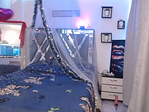 Snapshot of Steisyromero7 chatting on 11.28.25 Steisyromero7 online show from 11.28.25