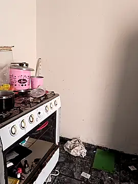 Snapshot of Scarlett-Leh chatting on 01.22.25 Scarlett-Leh online show from 01.22.25