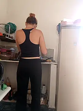 Snapshot of Scarlett-Leh chatting on 01.26.25 Scarlett-Leh online show from 01.26.25