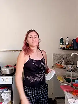 Snapshot of Scarlett-Leh chatting on 03.19.25 Scarlett-Leh online show from 03.19.25