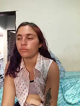 Snapshot of Scarlett-Leh chatting on 10.11.25 Scarlett-Leh online show from 10.11.25