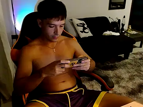 Snapshot of zeth_666 chatting on 10.11.25 zeth 666 online show from 10.11.25