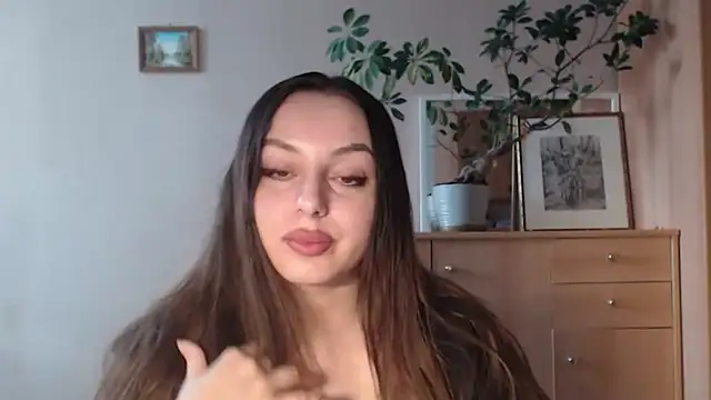 courtneyPerfect online show from 01.27.25