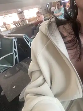 Snapshot of zqq5522 chatting on 12.04.25 zqq5522 online show from 12.04.25