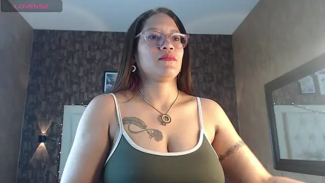 samantha  karolstone online show from 12.25.24