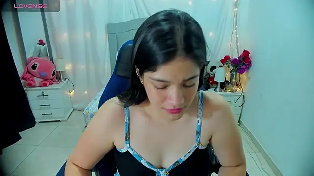 Alison girl20 online show from 12.30.24