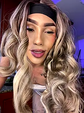 Ambarhilton online show from 01.07.26