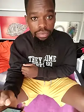 Snapshot of Chocolate_factory_man chatting on 01.23.25 Chocolate factory man online show from 01.23.25