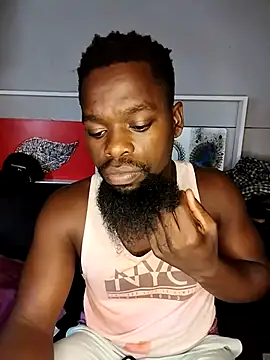 Snapshot of Chocolate_factory_man chatting on 03.11.25 Chocolate factory man online show from 03.11.25