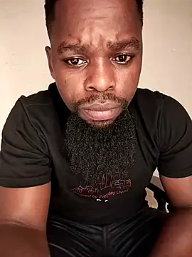 Snapshot of Chocolate_factory_man chatting on 01.11.26 Chocolate factory man online show from 01.11.26