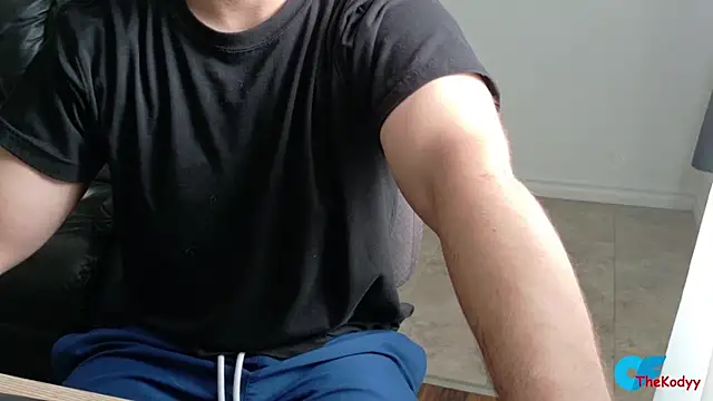 Snapshot of Thekodyy chatting on 06.13.26 Thekodyy online show from 06.13.26