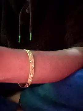 Snapshot of SAXYTannuja chatting on 11.15.25 SAXYTannuja online show from 11.15.25