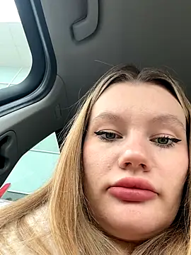 justmila online show from 11.19.25