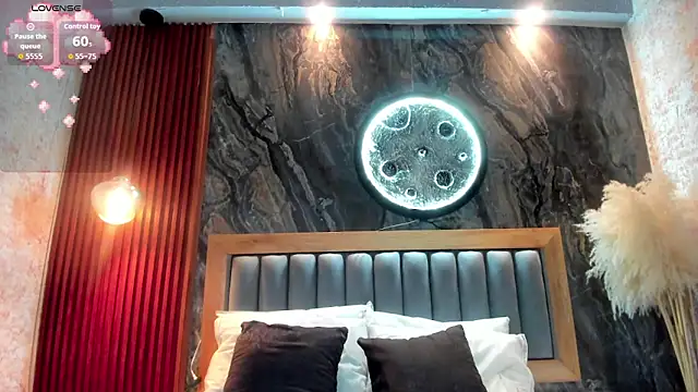 Snapshot of BellaPeers_ chatting on 02.24.26 BellaPeers online show from 02.24.26