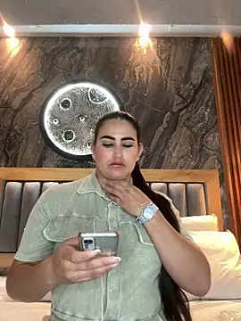 Snapshot of BellaPeers_ chatting on 03.01.26 BellaPeers online show from 03.01.26