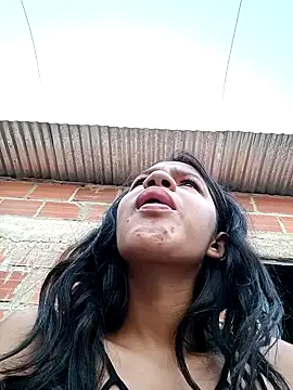 Little Pau Dirty online show from 11.06.25