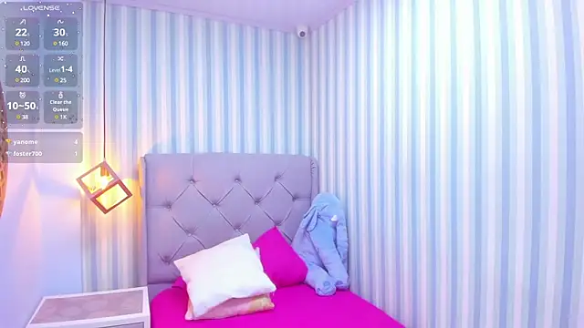 MAILYLOVE1 online show from 03.22.25