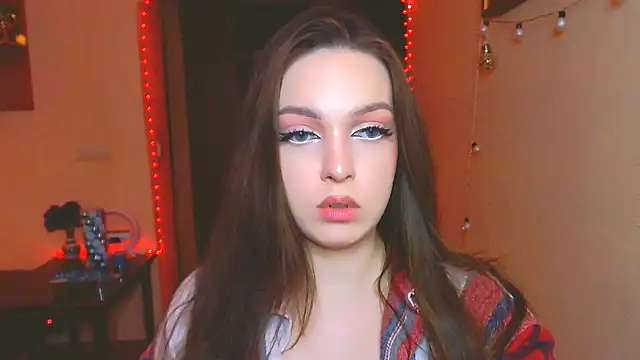 Snapshot of miss_merciless_ chatting on 12.18.24 miss merciless online show from 12.18.24