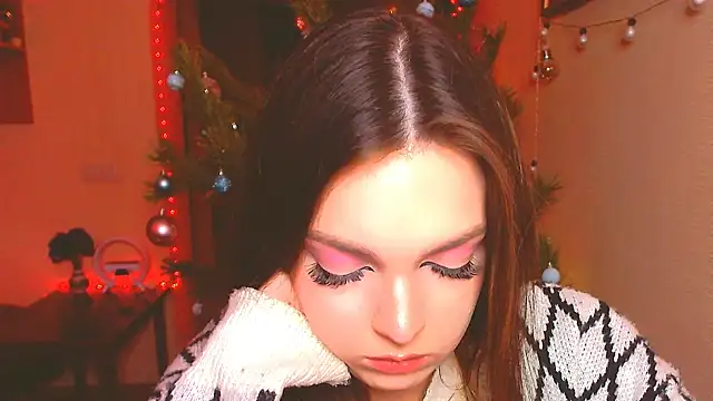 Snapshot of miss_merciless_ chatting on 12.27.24 miss merciless online show from 12.27.24