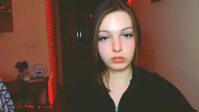Snapshot of miss_merciless_ chatting on 03.13.25 miss merciless online show from 03.13.25