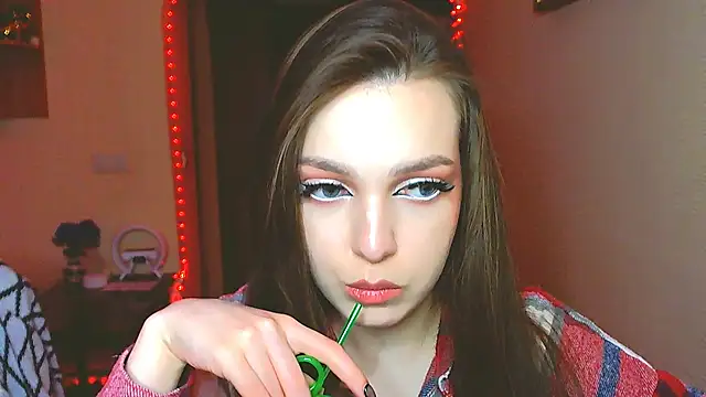 Snapshot of miss_merciless_ chatting on 03.15.25 miss merciless online show from 03.15.25