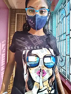 wild bong queen online show from 11.10.25