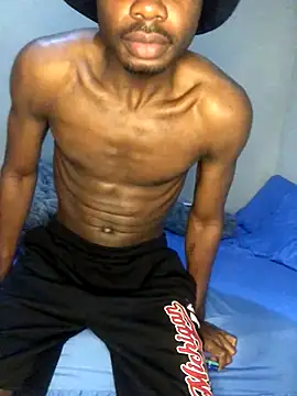 Snapshot of kinglorad chatting on 11.21.25 kinglorad online show from 11.21.25