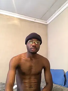 Snapshot of kinglorad chatting on 12.15.25 kinglorad online show from 12.15.25