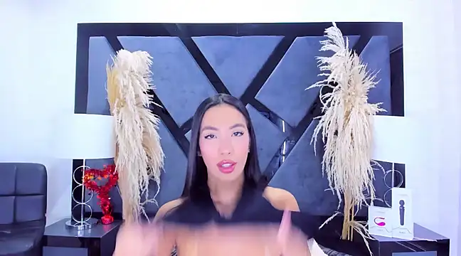 Snapshot of KylieWhite chatting on 01.24.25 KylieWhite online show from 01.24.25