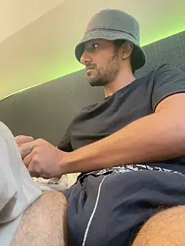 hard macoor12 online show from 12.13.24