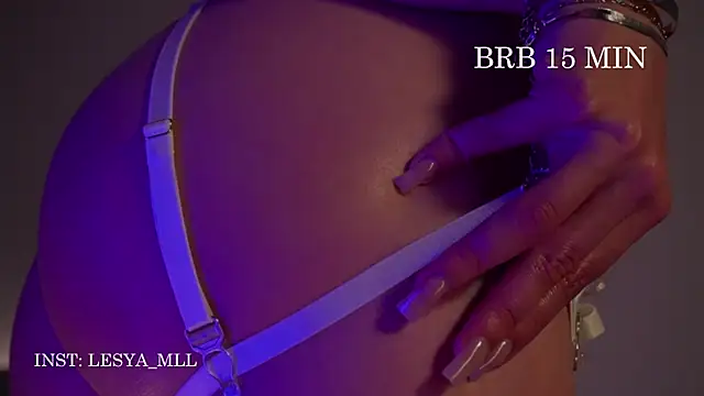 Snapshot of wowmolly chatting on 03.11.25 wowmolly online show from 03.11.25