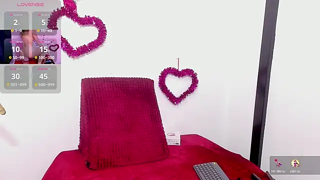 Giia39 online show from 10.17.25