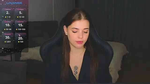 Snapshot of adrianawow1 chatting on 11.14.25 adrianawow1 online show from 11.14.25