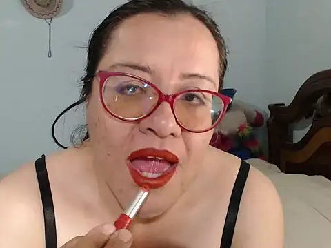 esmeralda-delmar online show from 09.27.25