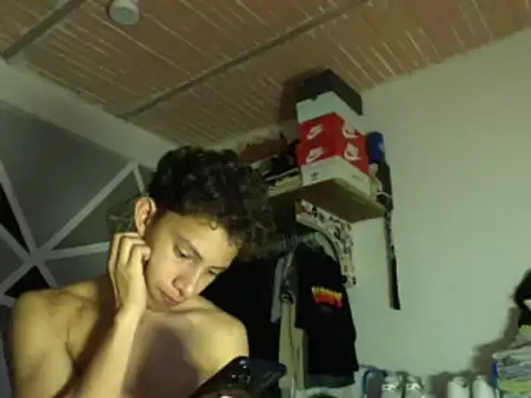 Snapshot of ferchitibellako chatting on 11.05.25 ferchitibellako online show from 11.05.25